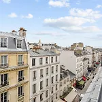 Eiffel Tower & Faubourg - 1Br - Paris Vacation Rentals